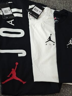 Jordan Black & White Graphic Tee Pack